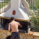 Aparthotel Kormos Kávos