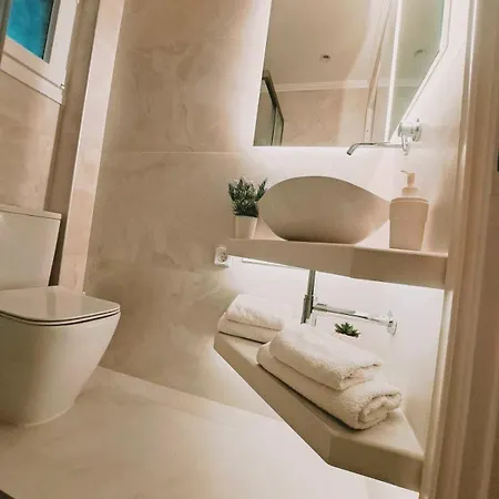 Kormos Hotel de apartamente Kávos