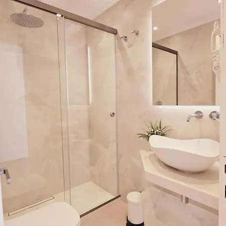 Kormos Hotel de apartamente 4*