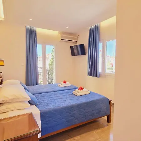 Kormos Hotel de apartamente Kávos