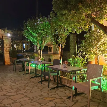 Kormos Hotel apartamentowy