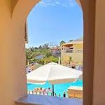 Kormos Appart hôtel Kávos